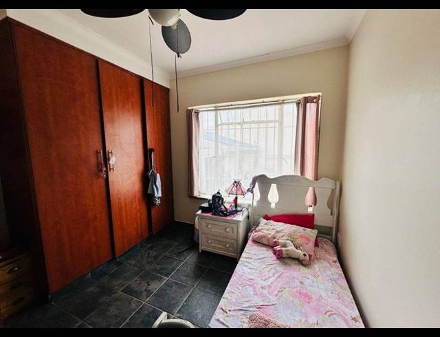 5 BEDROOM HOUSE FOR SALE IN VERWOERDPARK